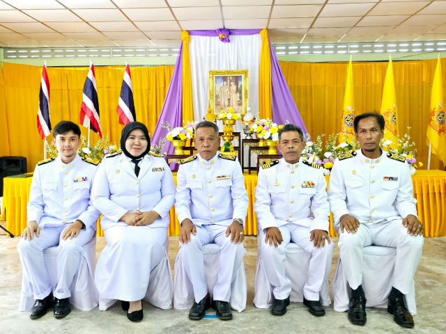 พิธีรับพระราชทานพระบรมฉายาลักษณ์